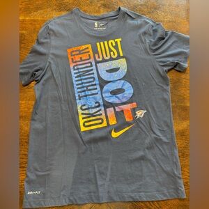 Nike Men's Black Just Do It Graphic Tee